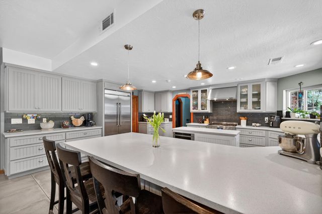 8824 San Badger Way, Elk Grove, CA 95624