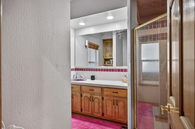 8824 San Badger Way, Elk Grove, CA 95624