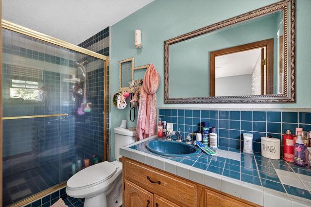 8824 San Badger Way, Elk Grove, CA 95624