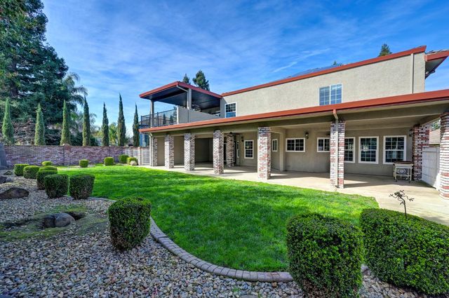 8824 San Badger Way, Elk Grove, CA 95624