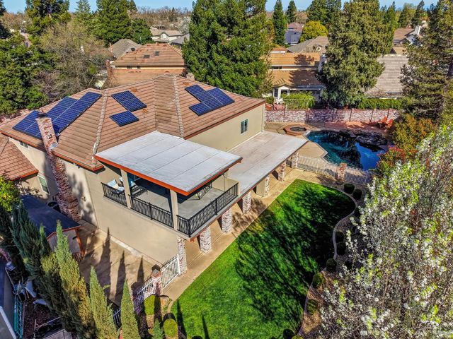 8824 San Badger Way, Elk Grove, CA 95624