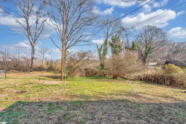 315 Poole Street, Woodruff, SC 29388
