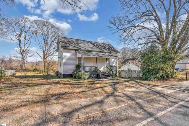 315 Poole Street, Woodruff, SC 29388
