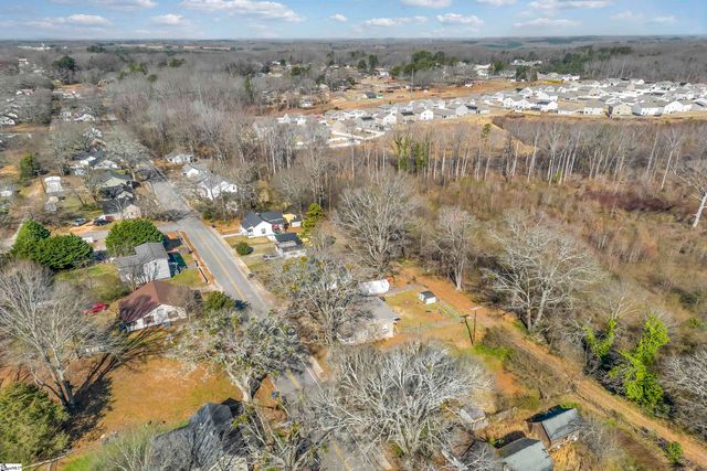 315 Poole Street, Woodruff, SC 29388