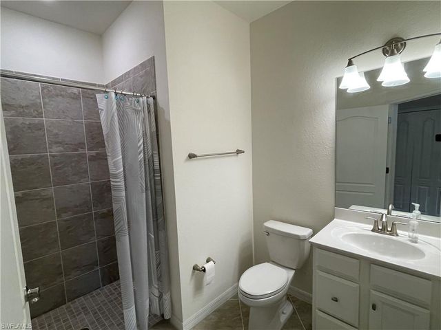 9353 Glenforest DR, Naples, FL 34120
