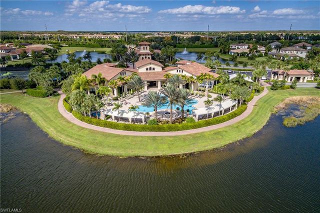 9353 Glenforest DR, Naples, FL 34120