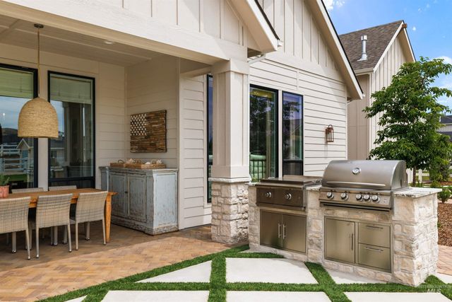 8059 W Green Horn St, Boise, ID 83714