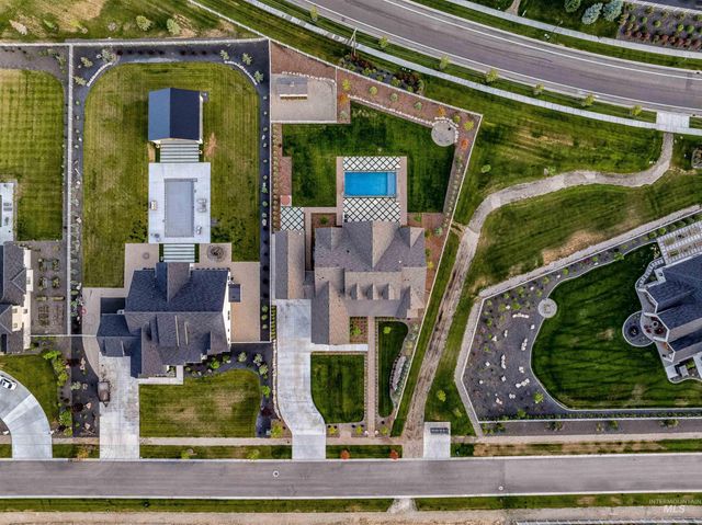 8059 W Green Horn St, Boise, ID 83714