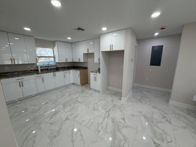 311 SW 67th Drive, Okeechobee, FL 34974