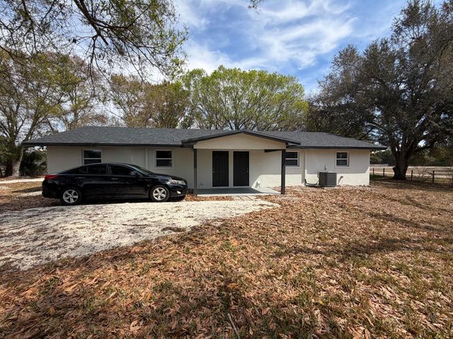 311 SW 67th Drive, Okeechobee, FL 34974