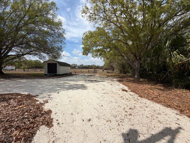 311 SW 67th Drive, Okeechobee, FL 34974
