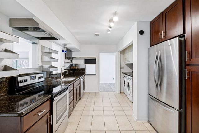 6406 Chesley Lane, Dallas, TX 75214