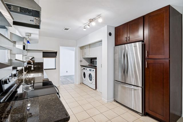 6406 Chesley Lane, Dallas, TX 75214