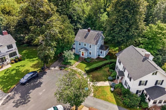 7 Dexter Road, Wellesley, MA 02482
