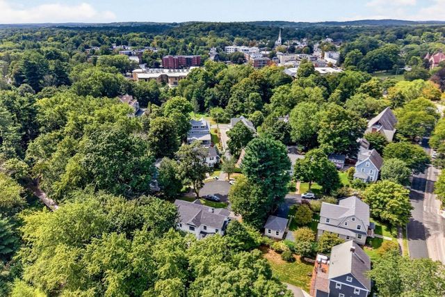7 Dexter Road, Wellesley, MA 02482