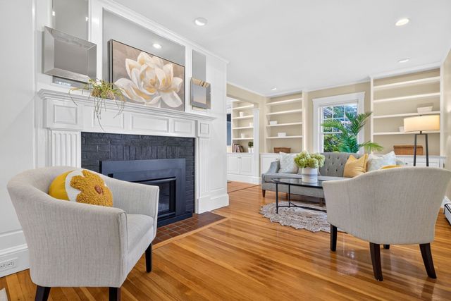 7 Dexter Road, Wellesley, MA 02482