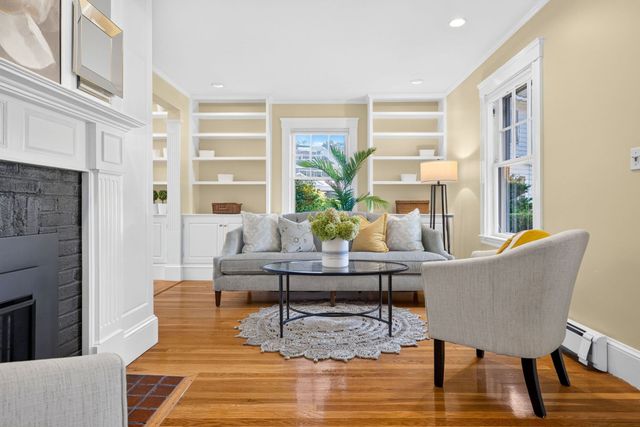7 Dexter Road, Wellesley, MA 02482