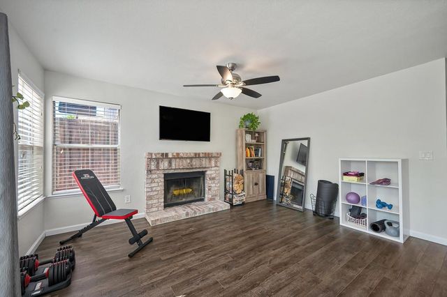 4847 Winter Oak Way, Antelope, CA 95843