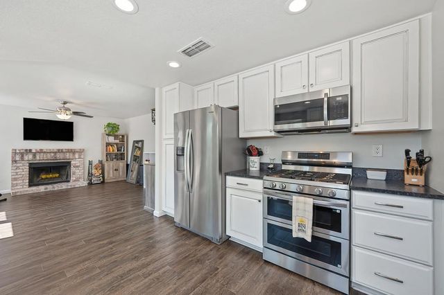 4847 Winter Oak Way, Antelope, CA 95843