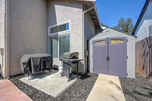 4847 Winter Oak Way, Antelope, CA 95843