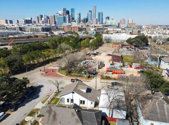 2901 Preston Street, Houston, TX 77003