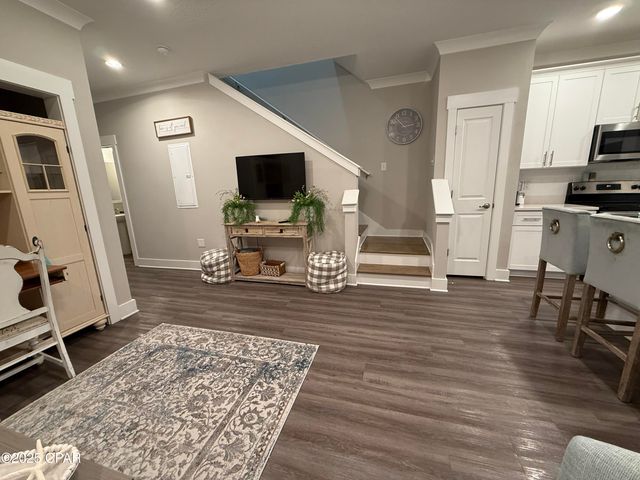 406 Date Palm Lane, Freeport, FL 32439