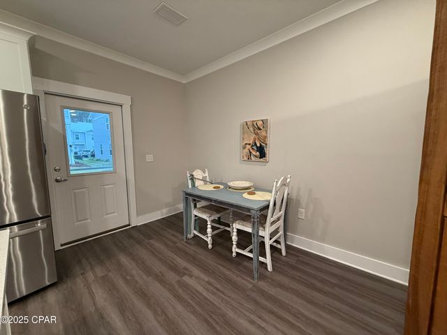 406 Date Palm Lane, Freeport, FL 32439