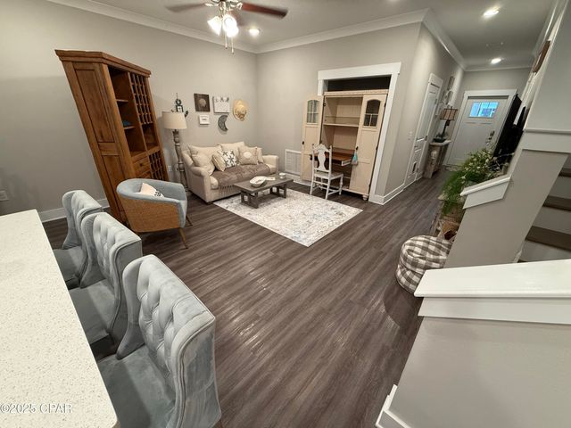 406 Date Palm Lane, Freeport, FL 32439