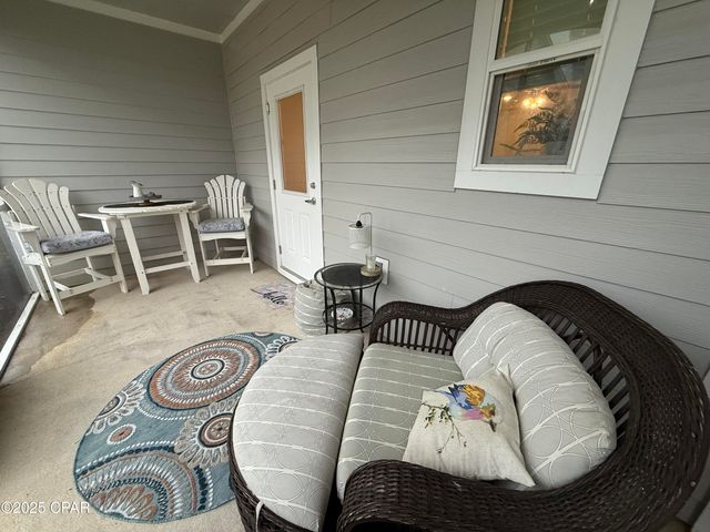 406 Date Palm Lane, Freeport, FL 32439