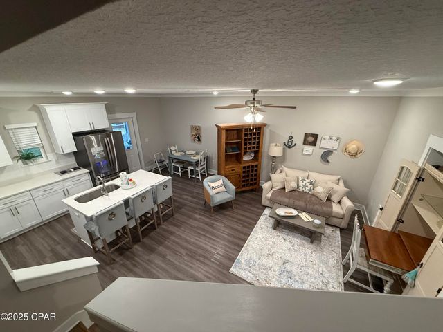 406 Date Palm Lane, Freeport, FL 32439