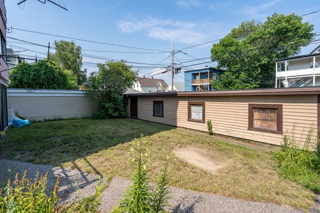 217 Cartier Street, Manchester, NH 03102
