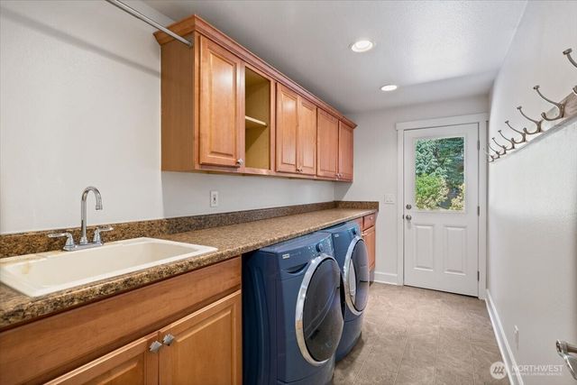 8510 SE 72nd Street, Mercer Island, WA 98040