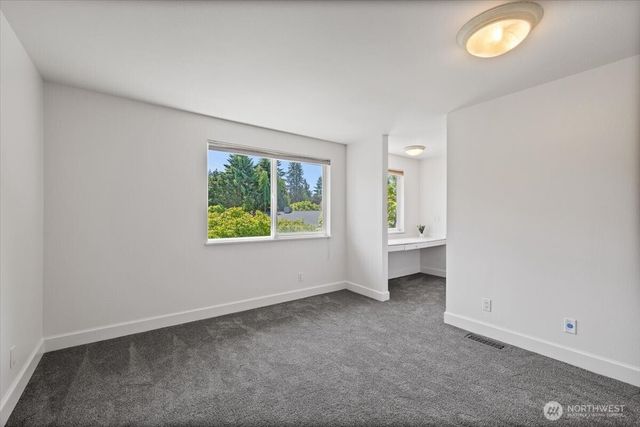8510 SE 72nd Street, Mercer Island, WA 98040