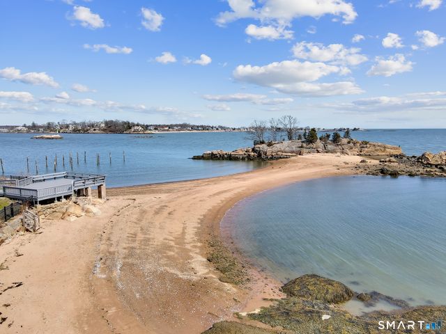 135 Turtle Bay Drive 135, Branford, CT 06405