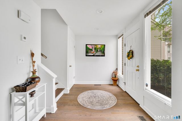 135 Turtle Bay Drive 135, Branford, CT 06405