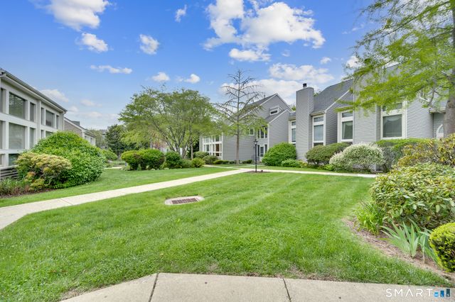 135 Turtle Bay Drive 135, Branford, CT 06405