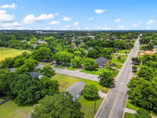 3718 Kendall Lane, Waco, TX 76705