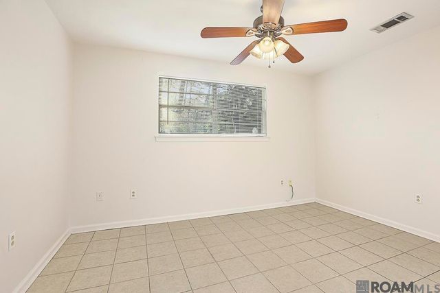 1962 Southland Ct, Baton Rouge, LA 70810