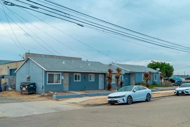1704 B Avenue, National City, CA 91950