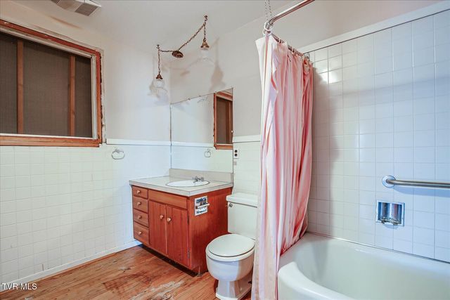 454 Cedar Street, Bluff City, TN 37618