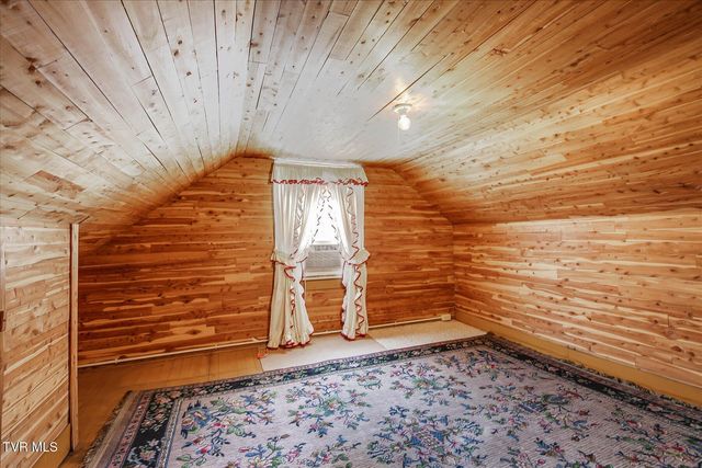 454 Cedar Street, Bluff City, TN 37618