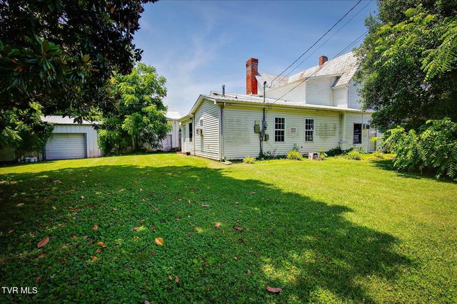 454 Cedar Street, Bluff City, TN 37618