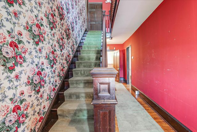 454 Cedar Street, Bluff City, TN 37618