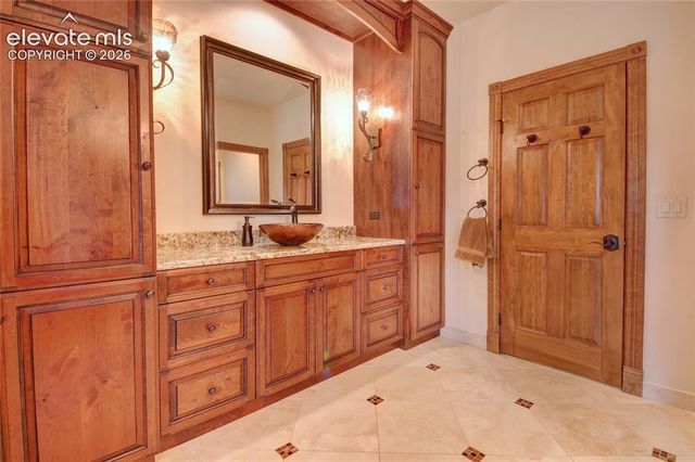 7275 Swan Road, Colorado Springs, CO 80908