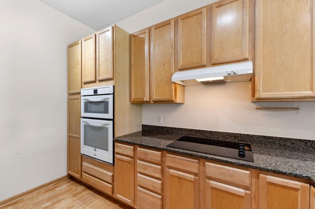 3709 Grand Way 315, Saint Louis Park, MN 55416