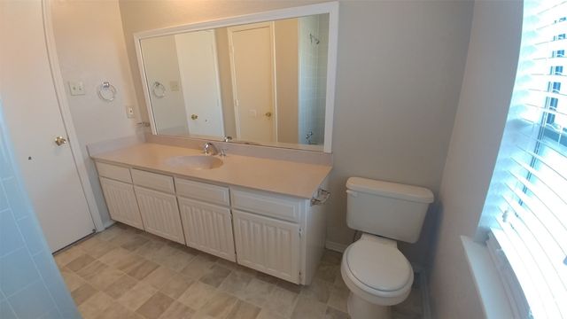 3633 Wedgworth Road, Fort Worth, TX 76133