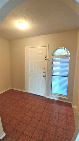 3633 Wedgworth Road, Fort Worth, TX 76133