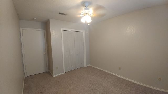 3633 Wedgworth Road, Fort Worth, TX 76133