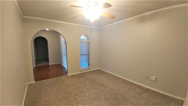 3633 Wedgworth Road, Fort Worth, TX 76133