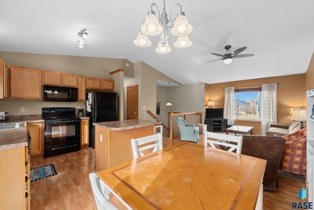 7909 W 48th St Street, Sioux Falls, SD 57106